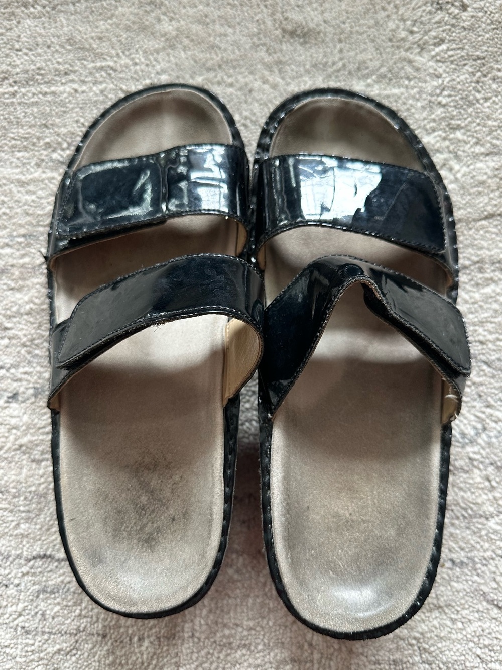 Annabella Women’s Black Patent Leather Double-Strap Slide Sandals size 6.5